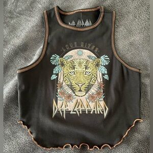 def leppard cropped tank top